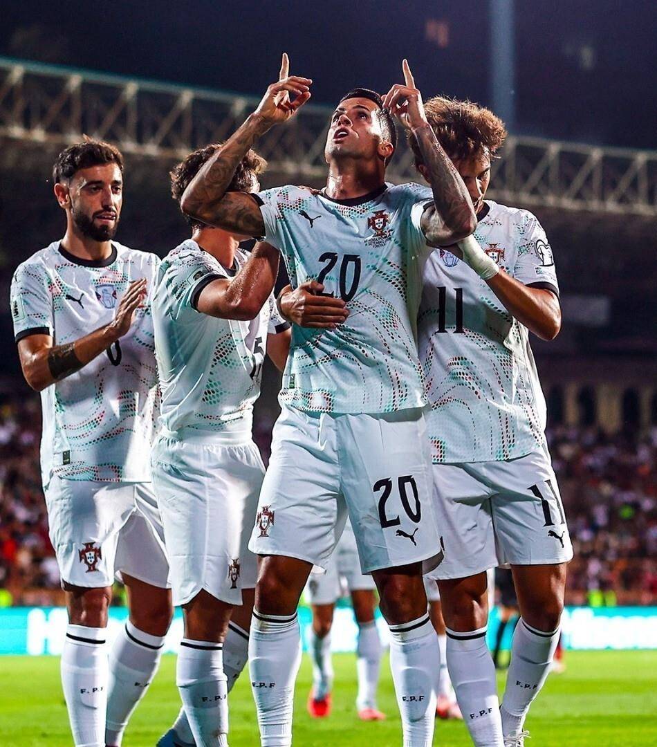 精彩纷呈的欧洲预选赛，每轮比赛都有巅峰之争(世预赛欧洲预选赛)